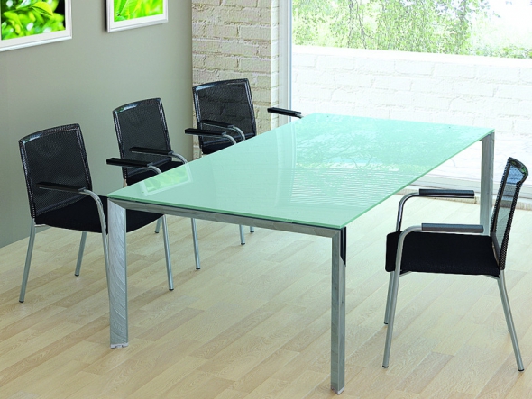 Функциональные столы для переговоров MEETING 1